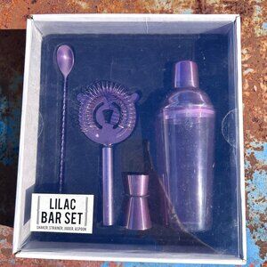 NIB URBAN OUTFITTERS LILAC PURPLE COCKTAIL BAR SET GIFT BOX SHAKER STRAINER JGR+
